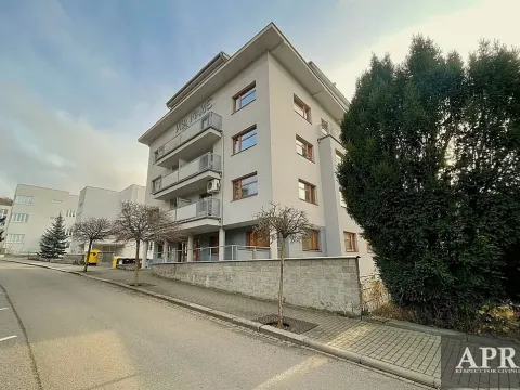 Prodej atypického bytu, Luhačovice, Bílá čtvrť, 120 m2