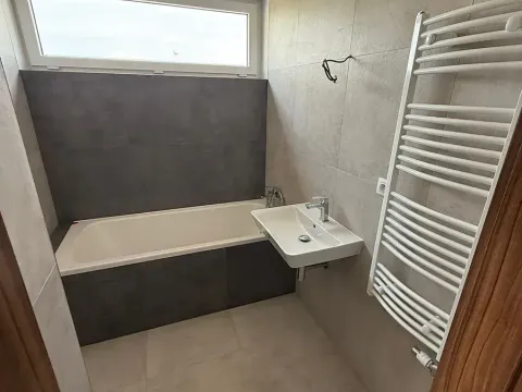 Pronájem bytu 2+kk, Pardubice, Pod Vinicí, 62 m2