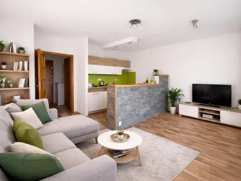 Pronájem bytu 2+kk, Brno, Krymská, 40 m2