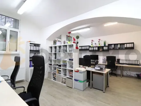 Prodej kanceláře, Praha - Smíchov, Ostrovského, 120 m2