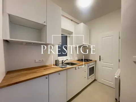 Pronájem bytu 3+kk, Praha - Žižkov, Biskupcova, 58 m2