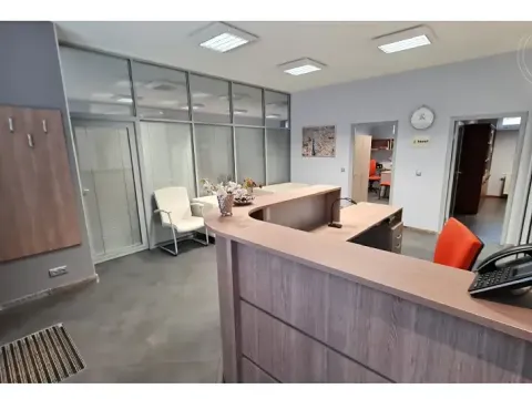 Pronájem kanceláře, Jesenice, 105 m2