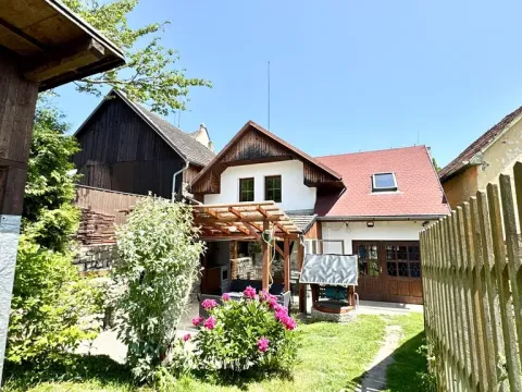 Prodej rodinného domu, Větřní, V Lukách, 208 m2