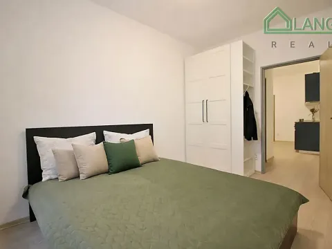 Pronájem bytu 2+1, Brno, Francouzská, 41 m2