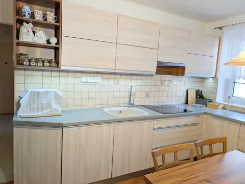 Prodej bytu 3+1, Holešov, U Letiště, 71 m2