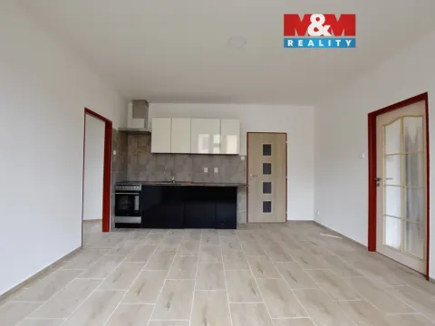 Pronájem bytu 3+kk, Nechanice, Husovo nám., 57 m2