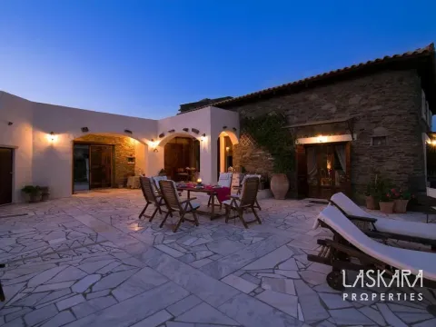 Prodej činžovního domu, Salamina, Salamina, Řecko, 500 m2