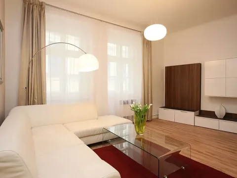 Prodej bytu 2+1, Praha - Staré Město, Liliová, 64 m2
