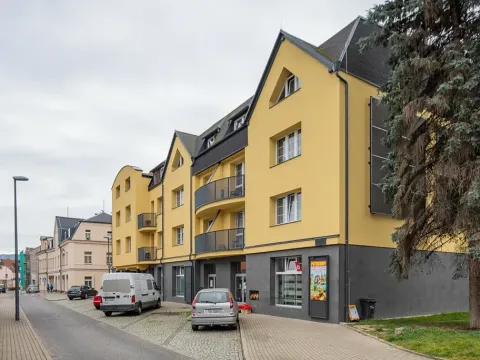 Pronájem bytu 2+kk, Hrádek nad Nisou, 1. máje, 61 m2