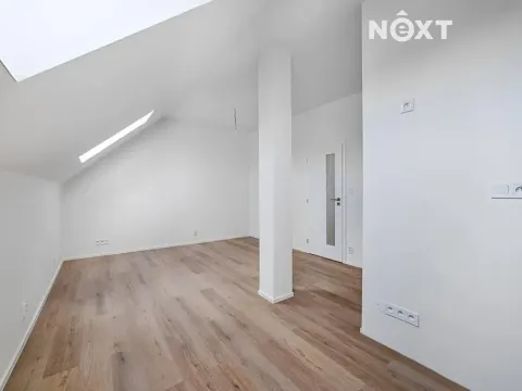 Prodej bytu 2+kk, Praha - Vysočany, Kolmá, 43 m2