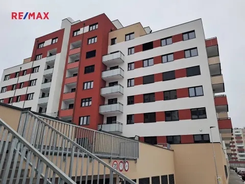Pronájem - jiné, Praha - Hlubočepy, Fabiánové, 63 m2
