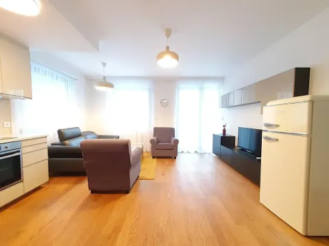 Pronájem bytu 2+kk, Praha - Veleslavín, Pod dvorem, 60 m2