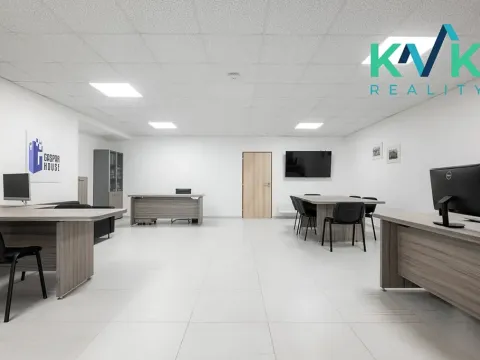 Prodej kanceláře, Karlovy Vary, Spálená, 92 m2