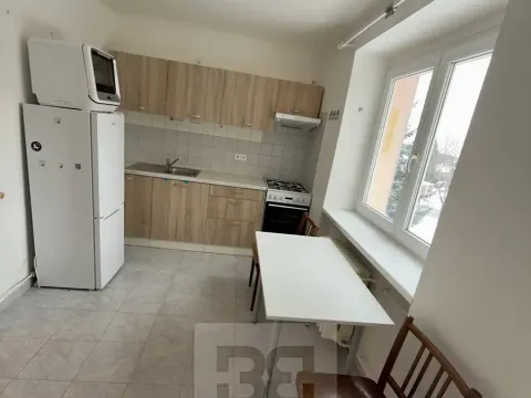 Pronájem bytu 1+1, Kladno, 32 m2