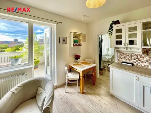 Pronájem bytu 2+kk, Praha - Nusle, U družstva Ideál, 32 m2