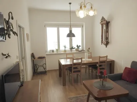 Prodej bytu 3+1, Praha - Žižkov, Biskupcova, 91 m2