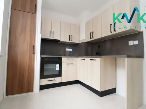 Pronájem bytu 2+1, Sokolov, Nádražní, 56 m2