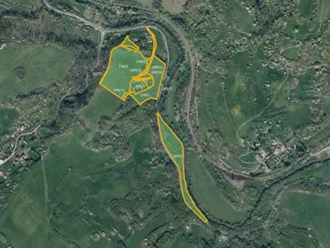 Prodej louky, Valkeřice, 64532 m2