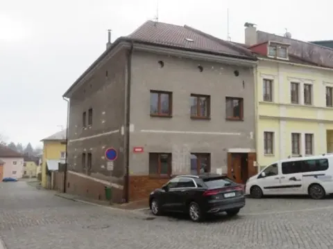 Dražba rodinného domu, Klimkovice, Náměstí, 281 m2