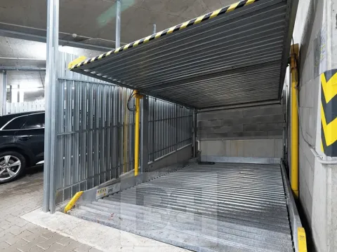 Pronájem garáže, Liberec, Vítězná, 15 m2