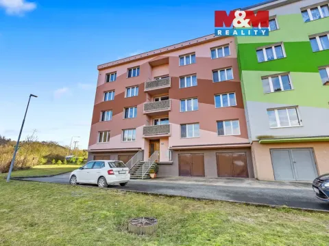 Prodej bytu 2+1, Roztoky, 52 m2