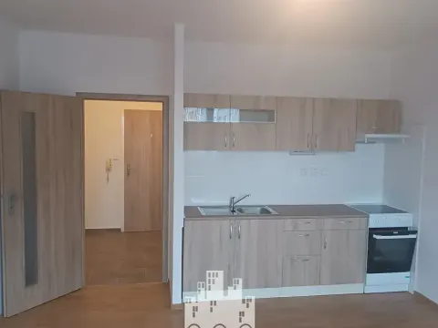 Pronájem bytu 1+kk, Havířov, Zvonková, 30 m2
