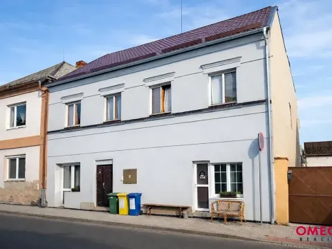 Prodej rodinného domu, Radonice, 350 m2