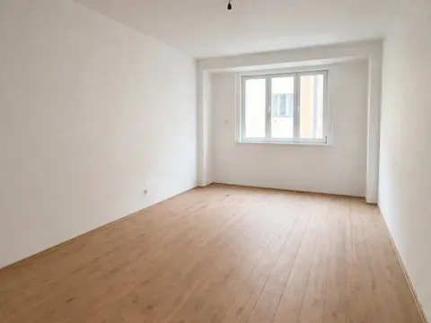 Pronájem bytu 1+kk, Praha - Holešovice, Poupětova, 35 m2