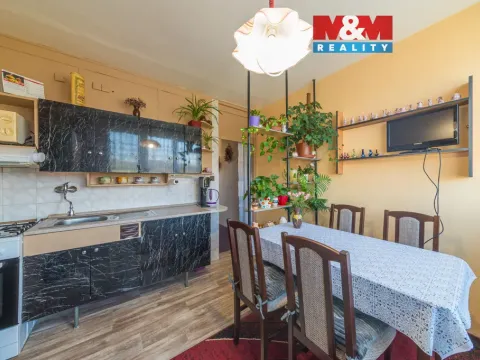 Prodej bytu 3+1, Bílovec, Radotínská, 76 m2