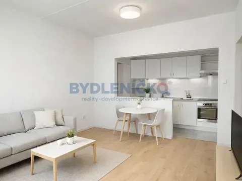 Prodej bytu 2+kk, České Budějovice, Jizerská, 50 m2