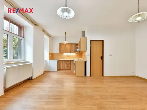 Pronájem bytu 2+kk, Plzeň, Na Belánce, 62 m2