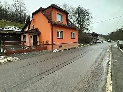 Prodej podílu rodinného domu, Banín, 190 m2