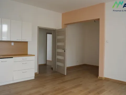 Prodej bytu 3+kk, Třinec - Staré Město, Dvořákova, 81 m2