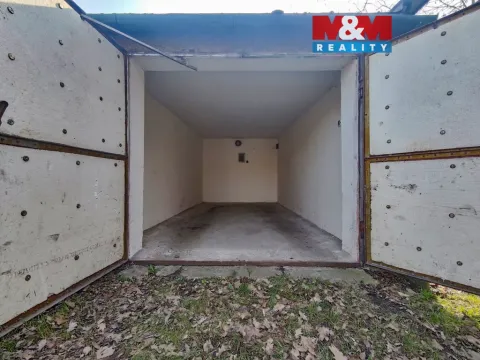 Pronájem garáže, Opava, Bochenkova, 18 m2