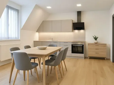 Prodej bytu 3+1, Břeclav, Slovácká, 137 m2