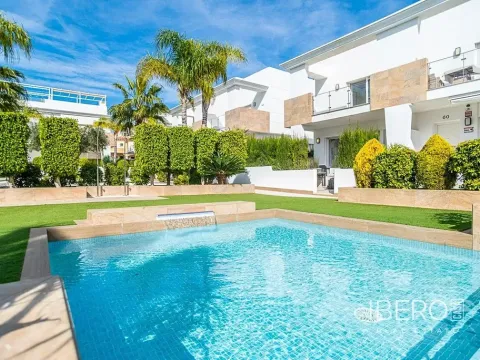 Prodej rodinného domu, Cardedeu, Španělsko, 134 m2