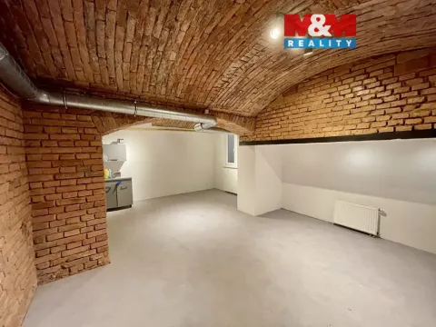 Pronájem kanceláře, Praha - Vinohrady, Sarajevská, 79 m2