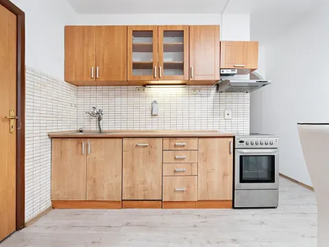 Prodej bytu 3+1, Hvozd, 74 m2