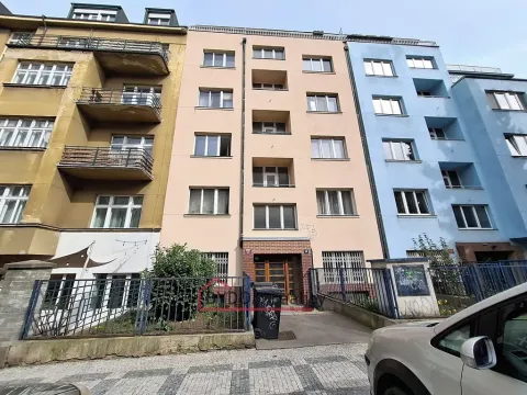 Prodej bytu 1+kk, Praha - Bubeneč, Terronská, 27 m2