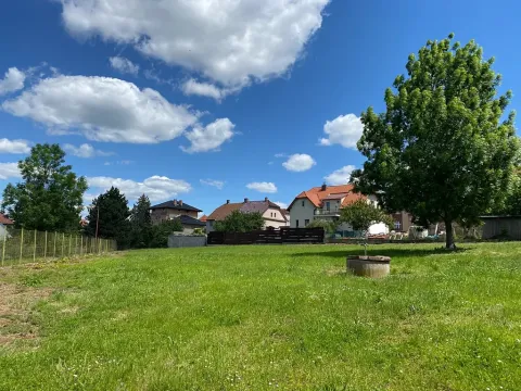 Prodej pozemku pro bydlení, Chrudim, Na Valech, 1181 m2