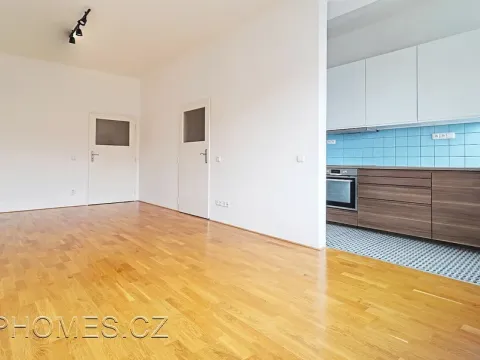 Pronájem bytu 2+kk, Praha - Nusle, U čtyř domů, 60 m2