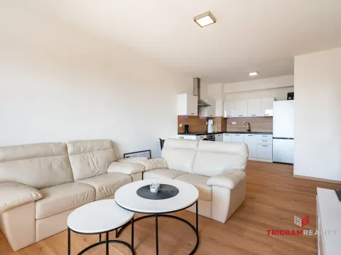 Pronájem bytu 2+kk, Hradec Králové - Nový Hradec Králové, třída Edvarda Beneše, 47 m2