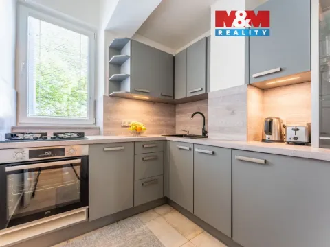 Prodej bytu 3+kk, Praha - Nusle, Na Veselí, 82 m2