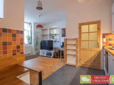 Prodej bytu 2+kk, Praha, U Uranie, 36 m2