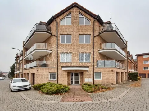 Pronájem bytu 2+kk, Dolní Břežany, 81 m2