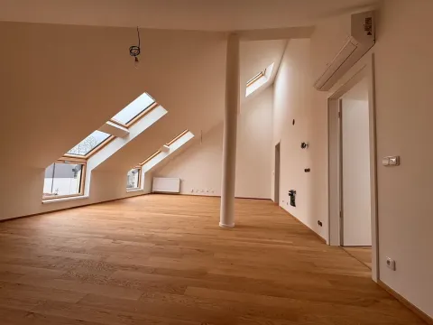 Prodej bytu 2+kk, Praha - Střížkov, Střížkovská, 68 m2