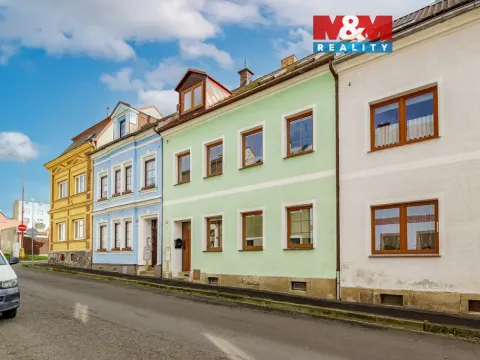 Prodej rodinného domu, Aš, Majakovského, 195 m2