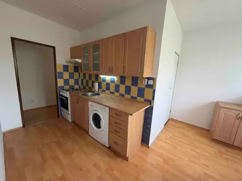 Prodej bytu 2+1, Jihlava, Březinova, 59 m2