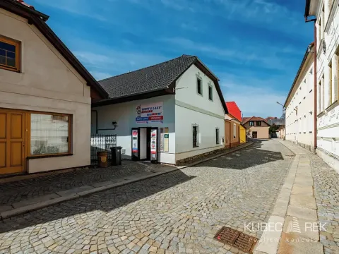 Prodej obchodního prostoru, Kamenice nad Lipou, Dobšova, 270 m2