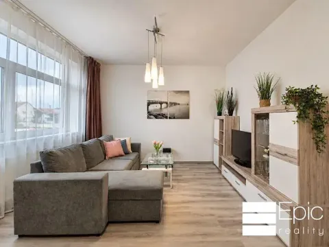 Pronájem bytu 2+kk, Mělník, Nůšařská, 49 m2